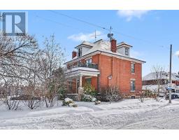 1316 KING STREET E, Hamilton, Ontario