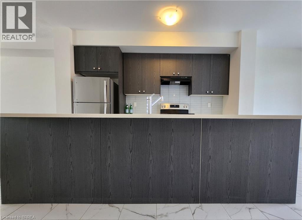 6 Baskett Street, Brantford, Ontario  N3T 5L5 - Photo 8 - 40800978