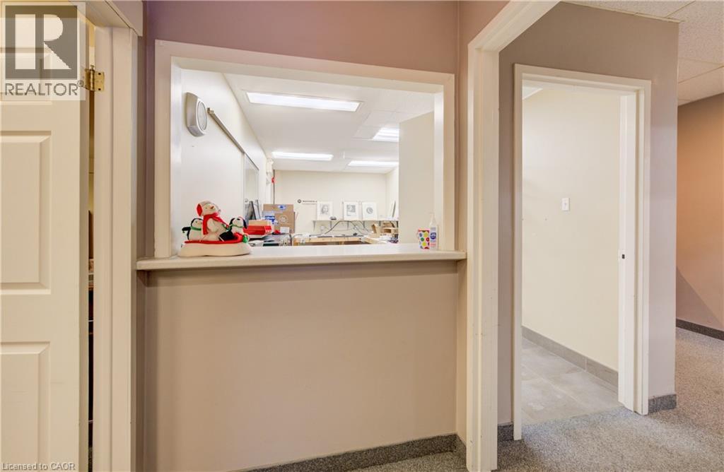 30 Ridgeway Circle, Woodstock, Ontario  N4V 1C9 - Photo 4 - 40795175