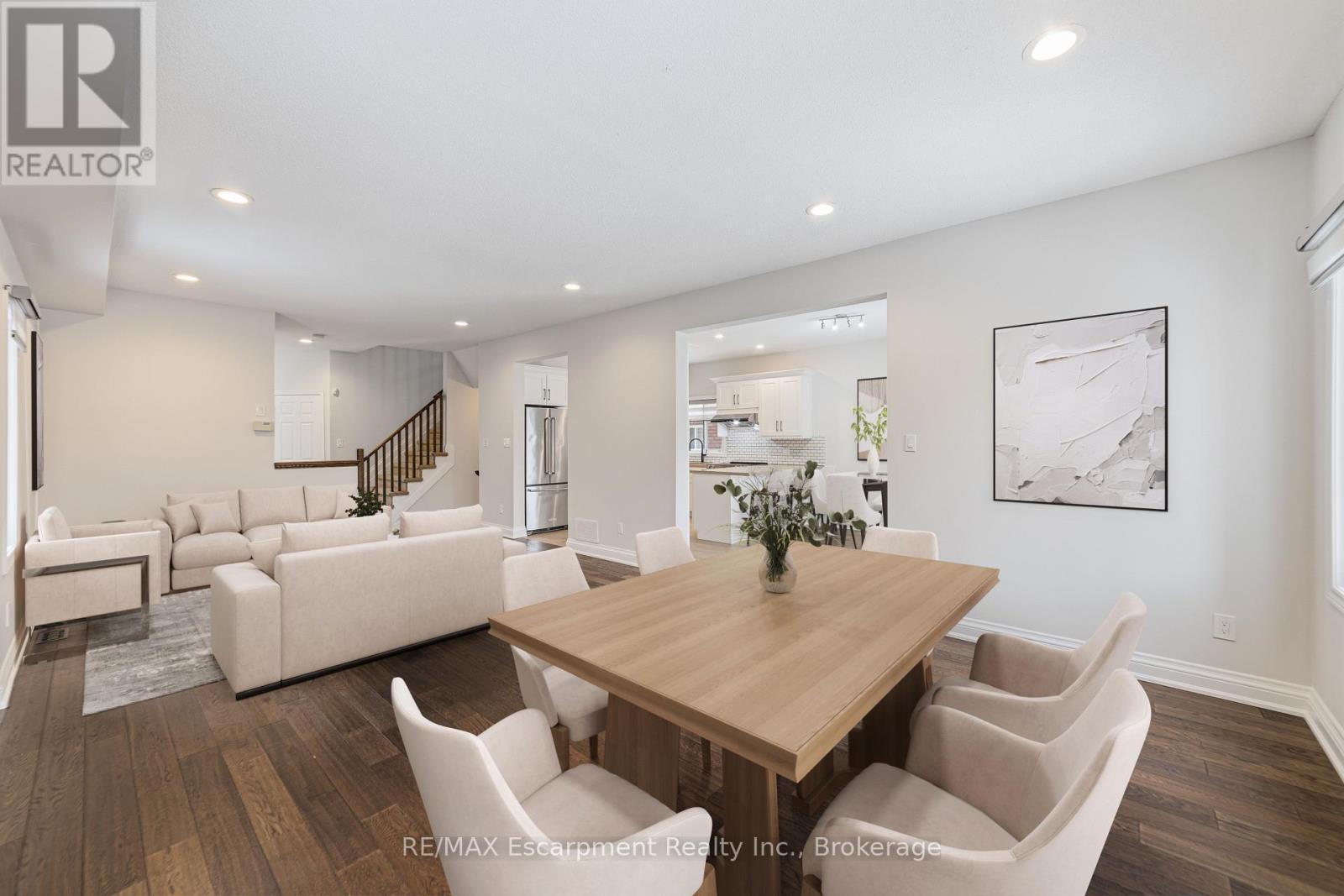 2408 Valley Heights Crescent, Oakville, Ontario  L6H 6X2 - Photo 11 - W12734676