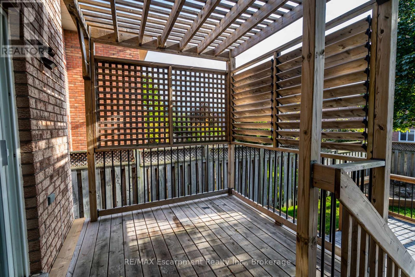 2408 Valley Heights Crescent, Oakville, Ontario  L6H 6X2 - Photo 36 - W12734676