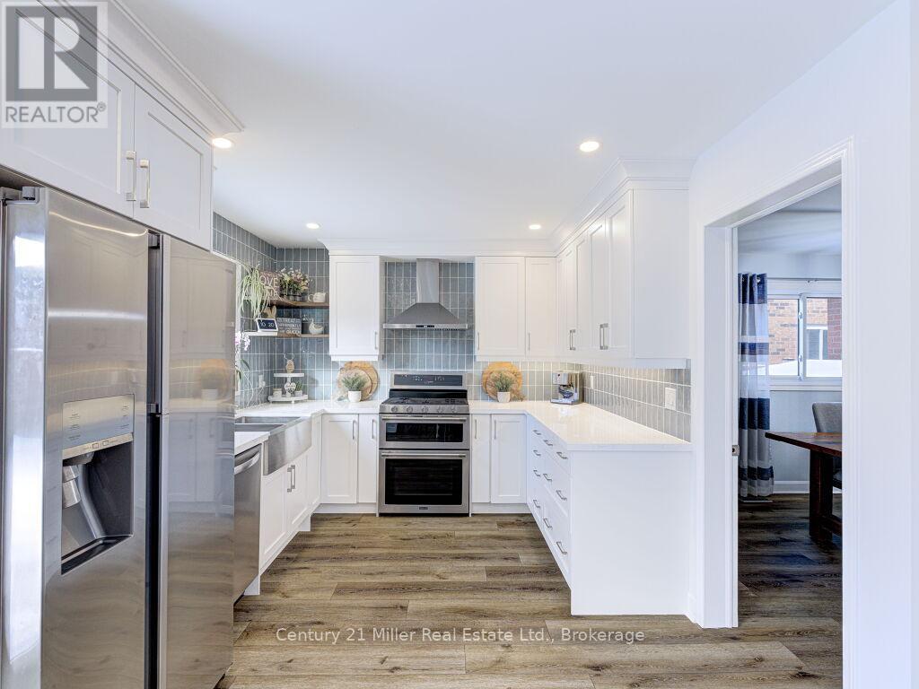 1476 Mayors Manor, Oakville, Ontario  L6M 3B1 - Photo 17 - W12734690