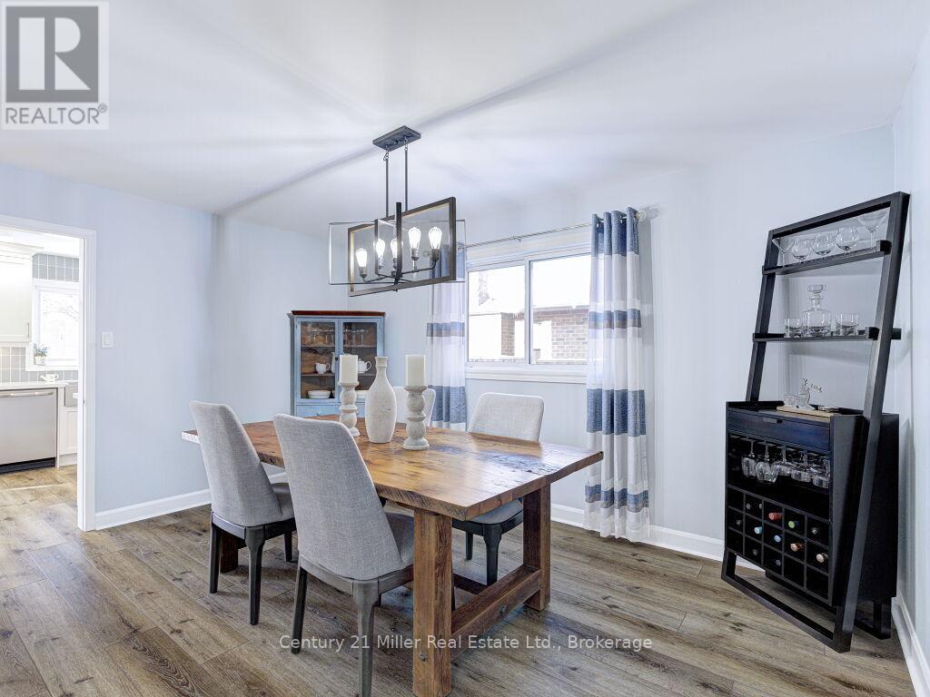 1476 Mayors Manor, Oakville, Ontario  L6M 3B1 - Photo 21 - W12734690