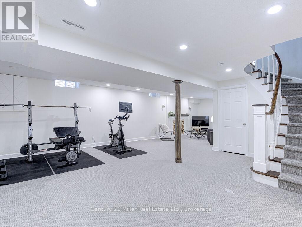 1476 Mayors Manor, Oakville, Ontario  L6M 3B1 - Photo 33 - W12734690