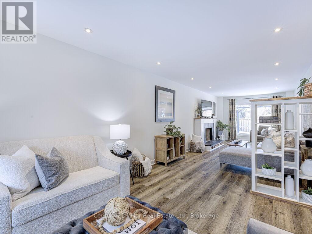 1476 Mayors Manor, Oakville, Ontario  L6M 3B1 - Photo 9 - W12734690