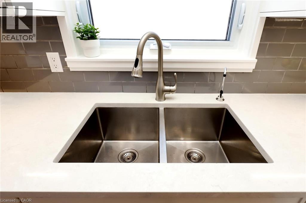 5131 Charles Street, Beamsville, Ontario  L3J 0K6 - Photo 16 - 40800339