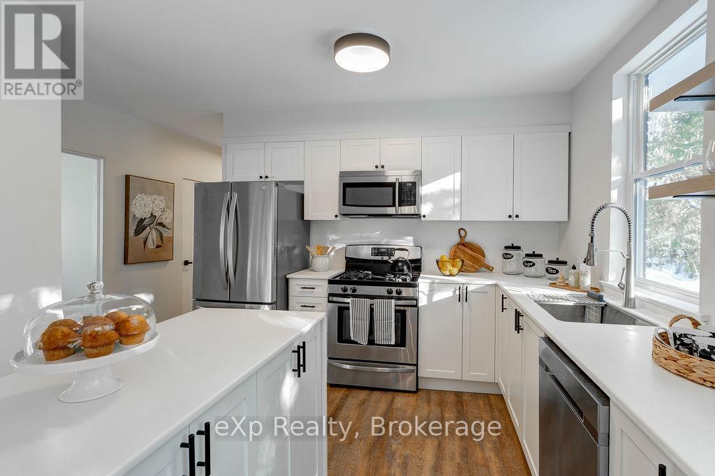 1201 Hawthorne Drive, Greater Sudbury, Ontario  P3A 1K5 - Photo 8 - X12734666