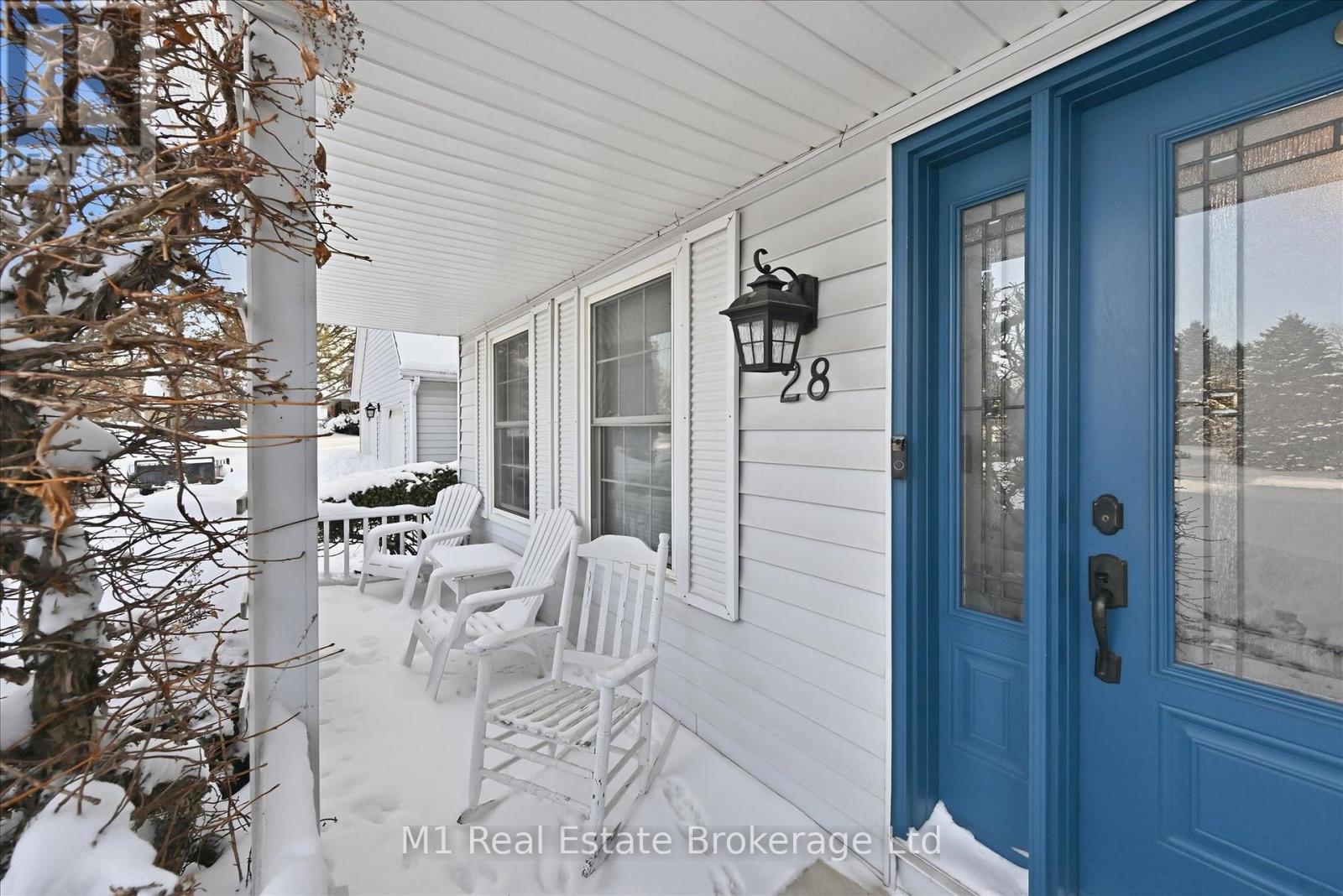 28 Weneil Drive, Hamilton, Ontario  L8B 0Z6 - Photo 3 - X12734704