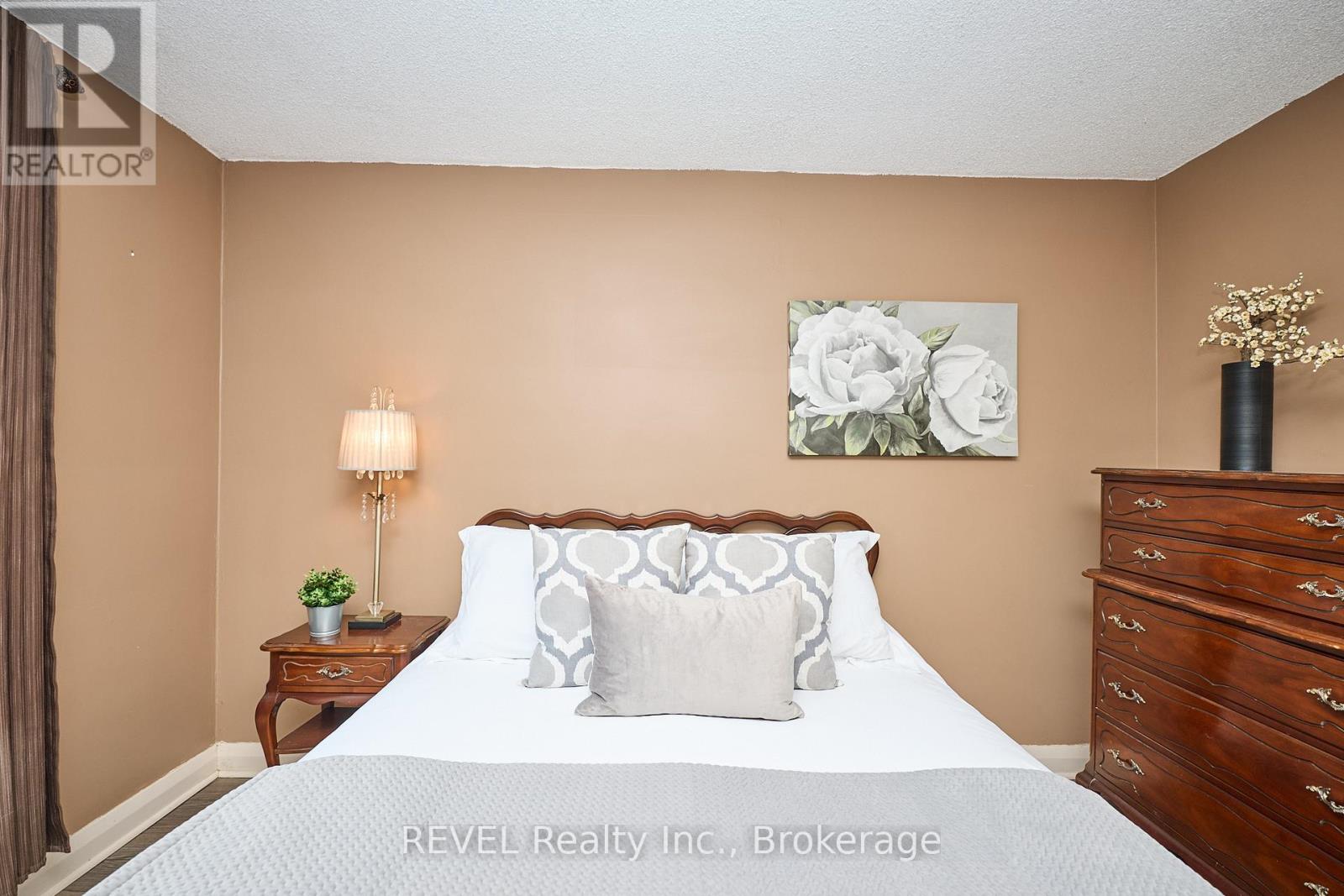 1317 Third Street Louth, St. Catharines, Ontario  L2R 6P9 - Photo 17 - X12734724