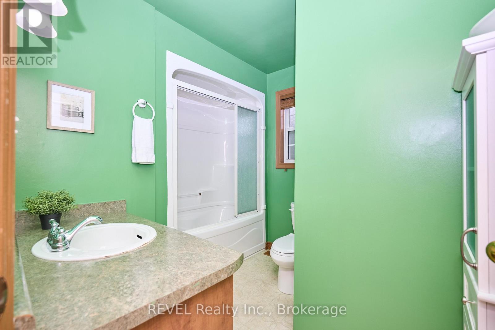 1317 Third Street Louth, St. Catharines, Ontario  L2R 6P9 - Photo 19 - X12734724