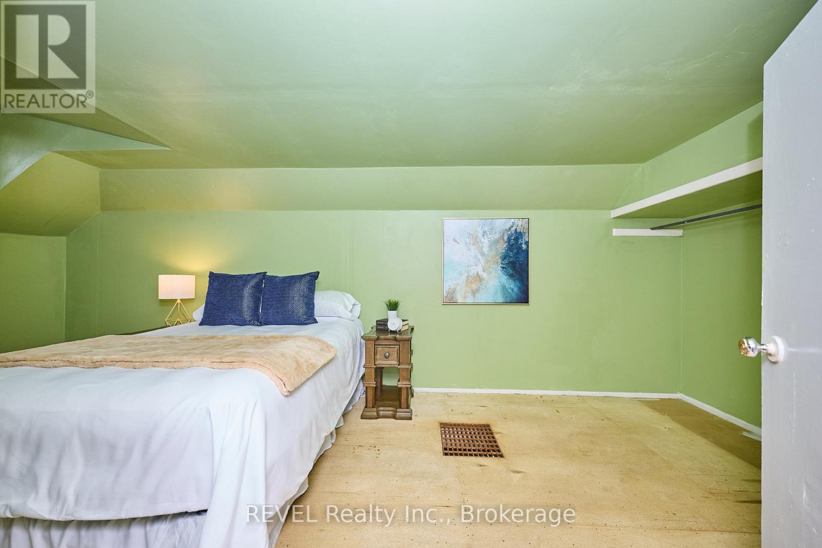 1317 Third Street Louth, St. Catharines, Ontario  L2R 6P9 - Photo 22 - X12734724