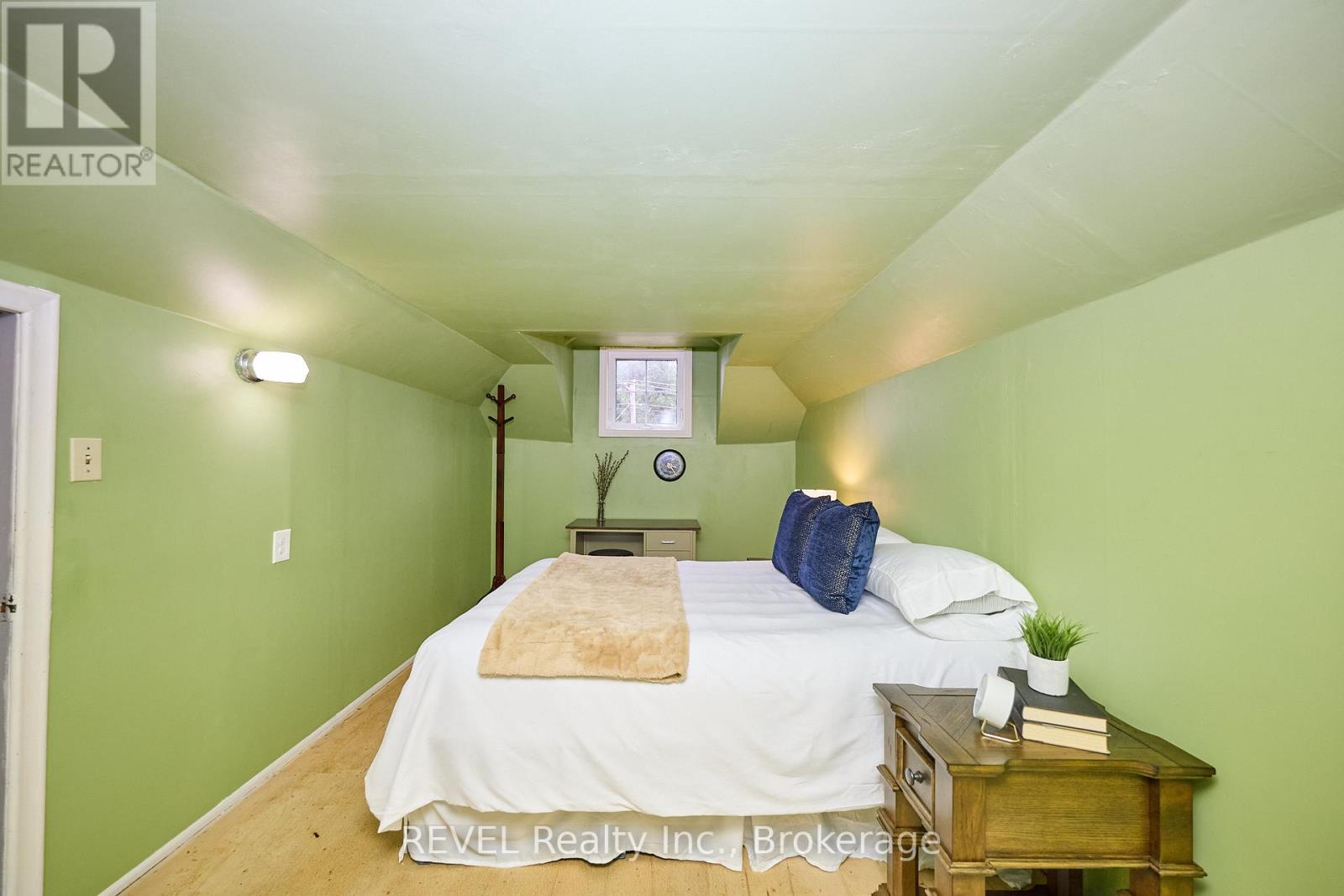 1317 Third Street Louth, St. Catharines, Ontario  L2R 6P9 - Photo 23 - X12734724