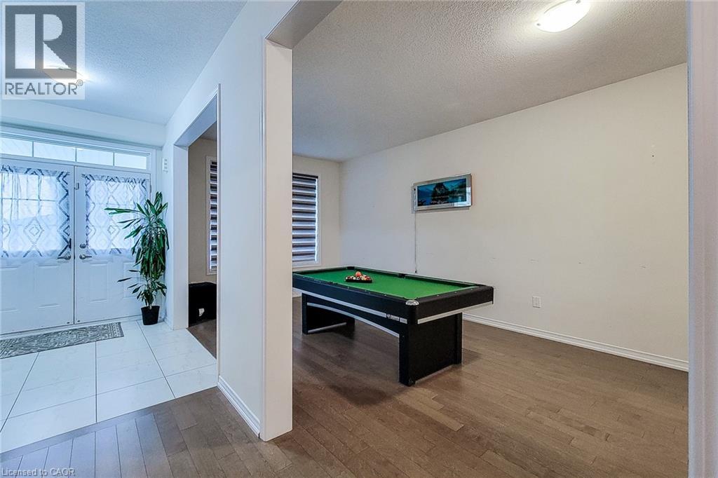 11 Seanesy Drive Unit# Upper, Thorold, Ontario  L3B 0G1 - Photo 4 - 40800702