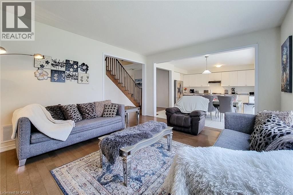 11 Seanesy Drive Unit# Upper, Thorold, Ontario  L3B 0G1 - Photo 8 - 40800702