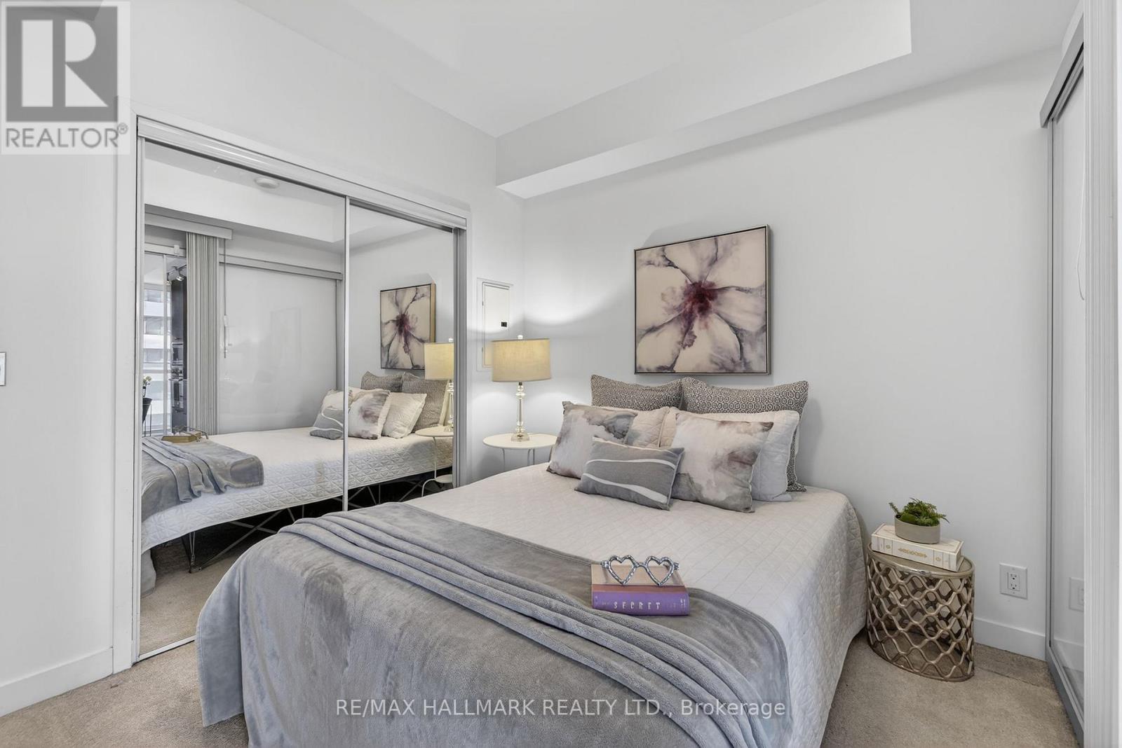 2301 - 14 York Street, Toronto, Ontario  M5J 0B1 - Photo 17 - C12734698