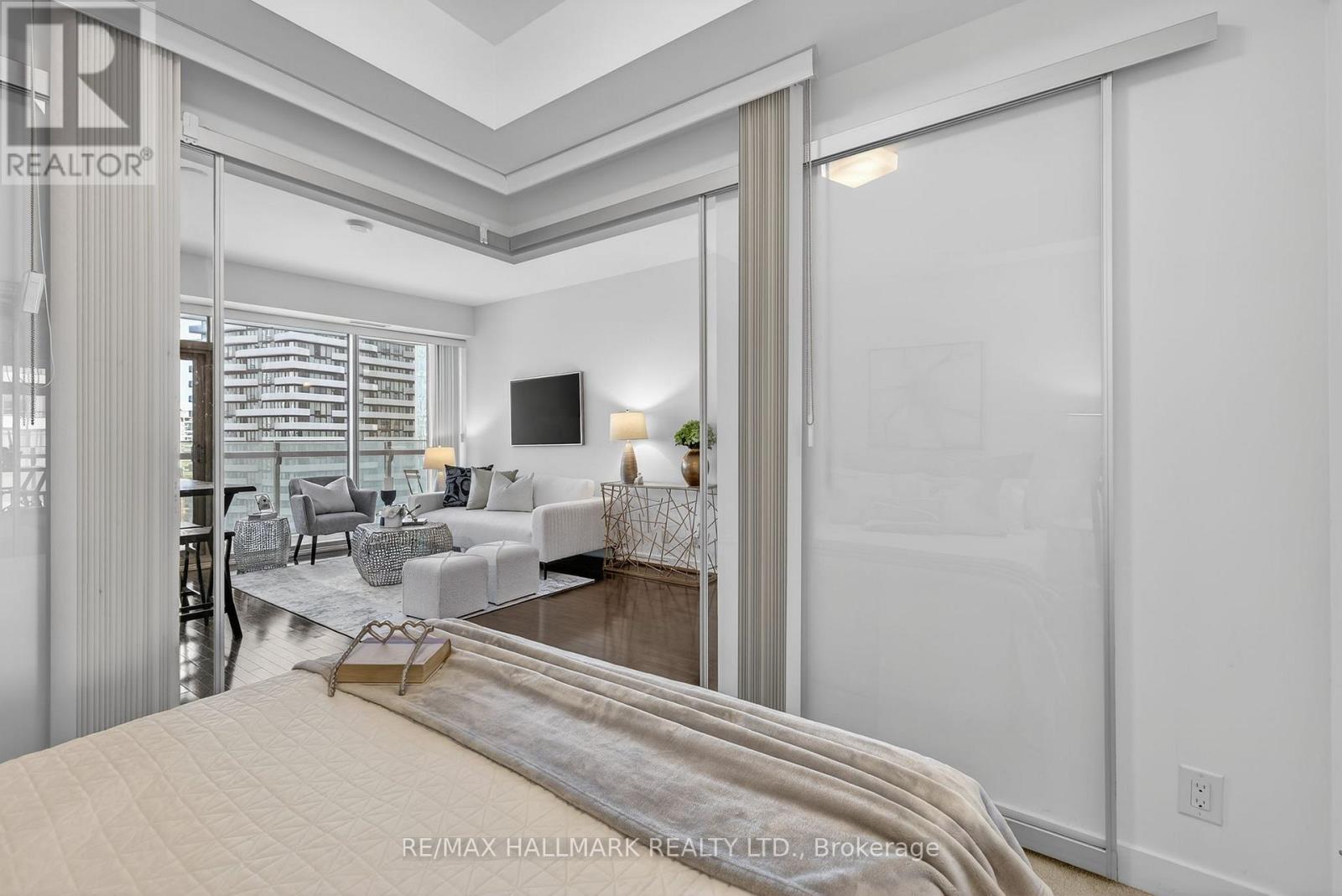 2301 - 14 York Street, Toronto, Ontario  M5J 0B1 - Photo 19 - C12734698