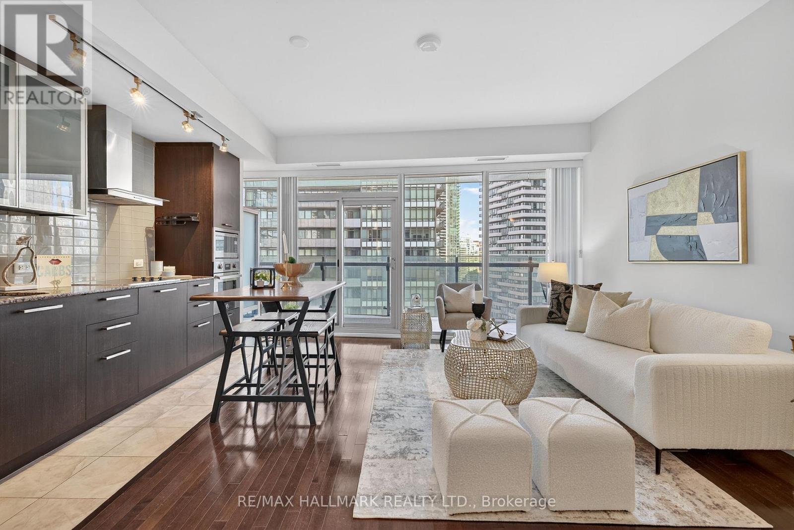 2301 - 14 York Street, Toronto, Ontario  M5J 0B1 - Photo 7 - C12734698