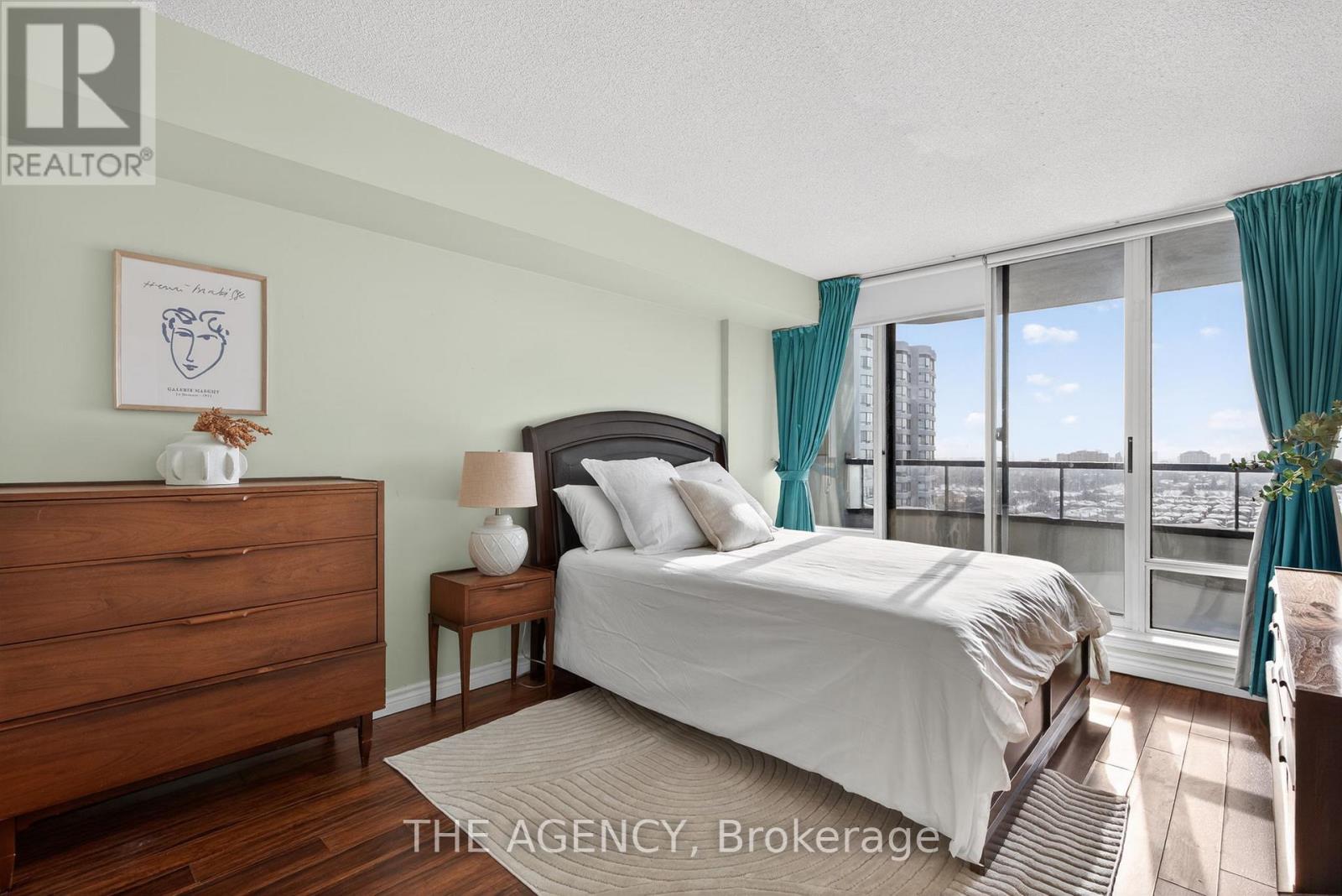 1508 - 330 Alton Towers Circle, Toronto, Ontario M1V 5H3 - Photo 1 - E12734674