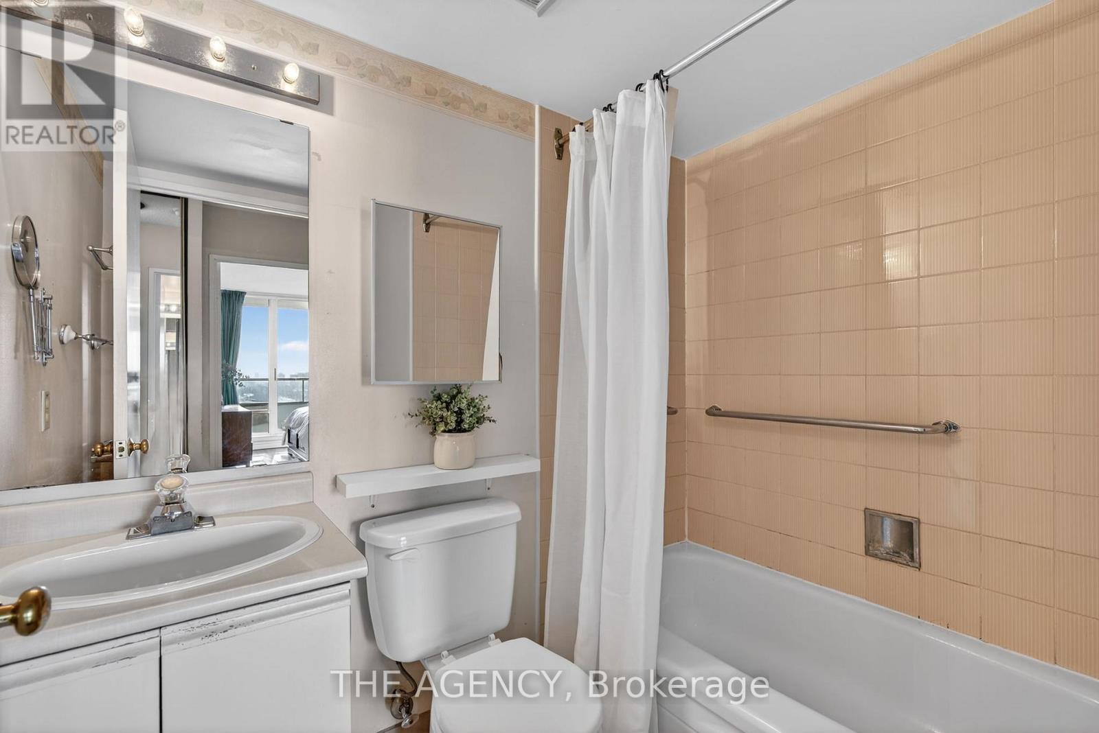 1508 - 330 Alton Towers Circle, Toronto, Ontario M1V 5H3 - Photo 14 - E12734674