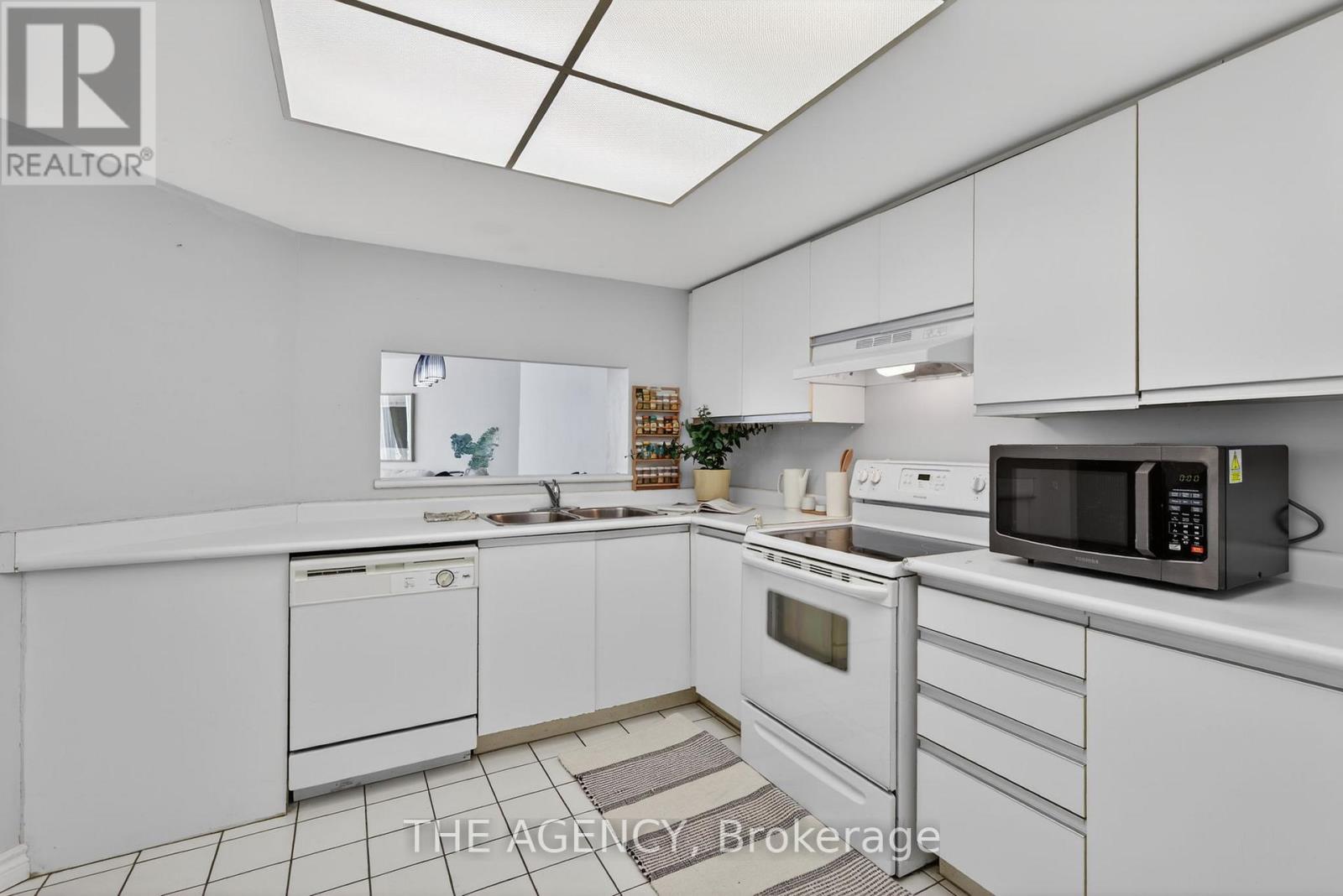 1508 - 330 Alton Towers Circle, Toronto, Ontario M1V 5H3 - Photo 20 - E12734674