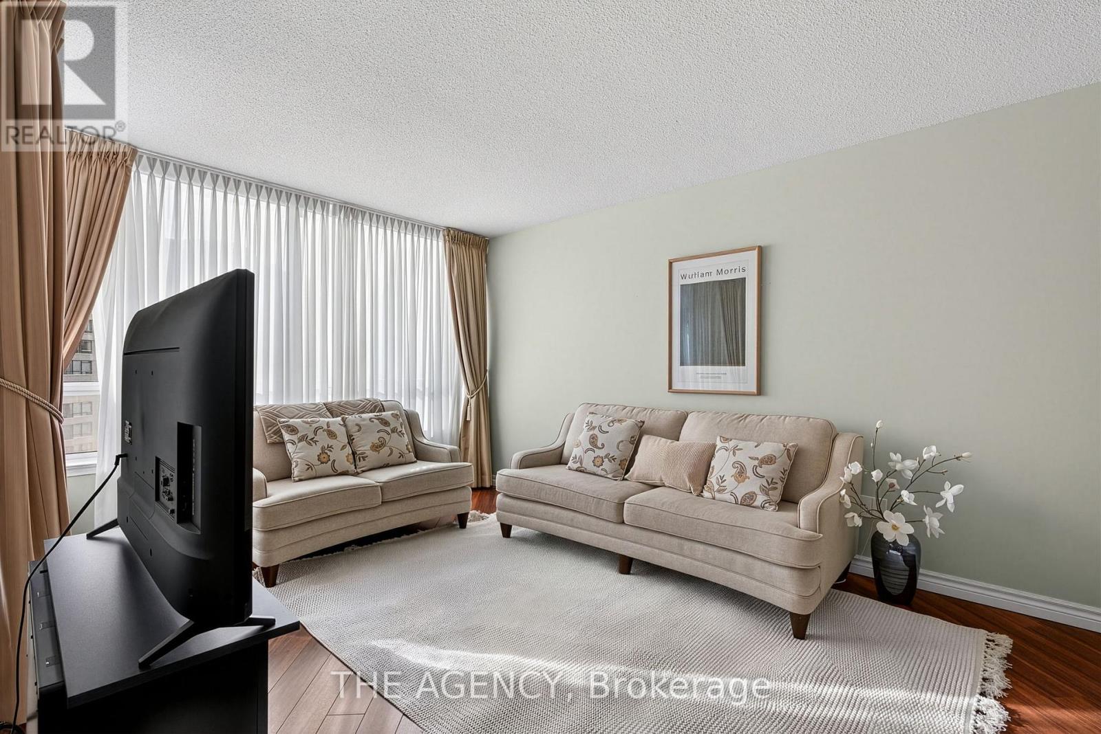 1508 - 330 Alton Towers Circle, Toronto, Ontario M1V 5H3 - Photo 4 - E12734674