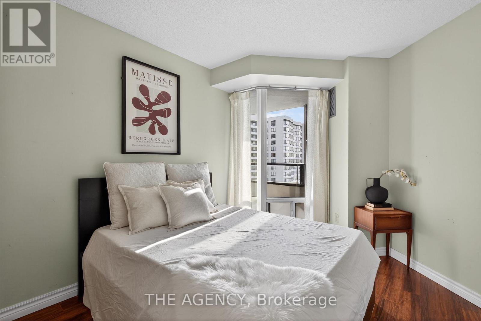 1508 - 330 Alton Towers Circle, Toronto, Ontario M1V 5H3 - Photo 7 - E12734674