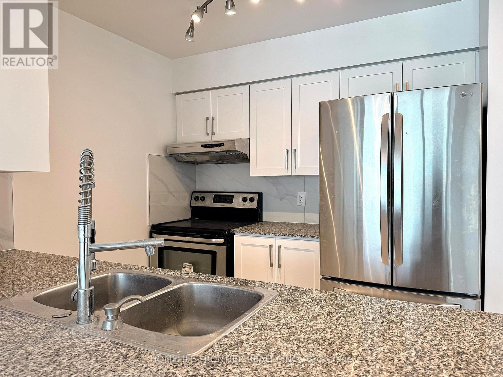 2105 - 83 Borough Drive, Toronto, Ontario  M1P 5E4 - Photo 3 - E12734728