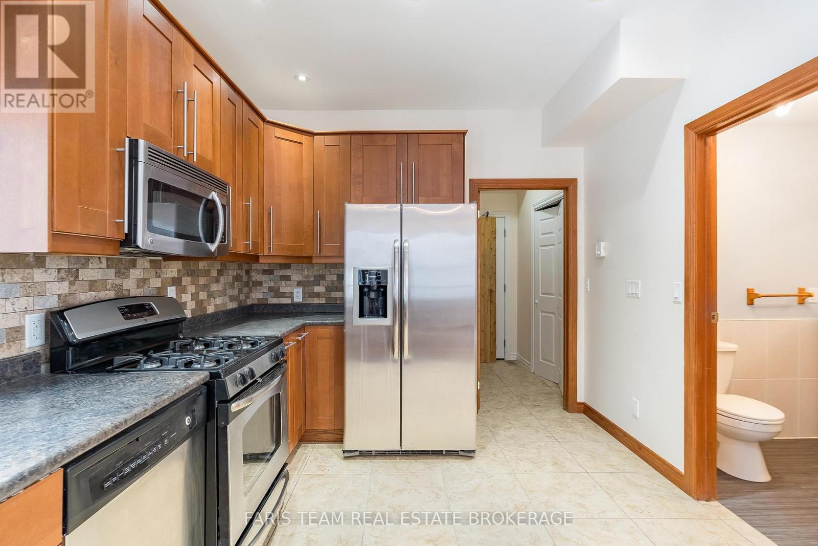 2384 Champlain Road, Tiny, Ontario  L9M 0C9 - Photo 7 - S12734696