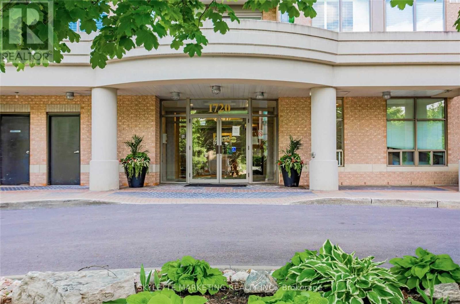 101 - 1720 Eglinton Avenue E, Toronto, Ontario  M4A 1J7 - Photo 2 - C12734138