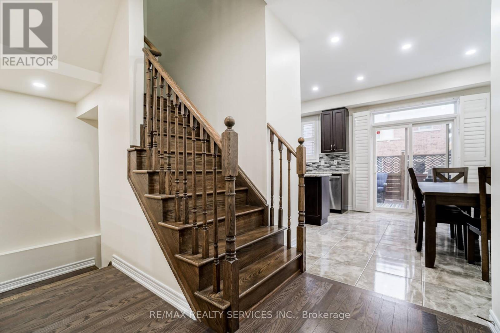 49 Sea Drifter Crescent, Brampton, Ontario  L6P 4B1 - Photo 17 - W12734716