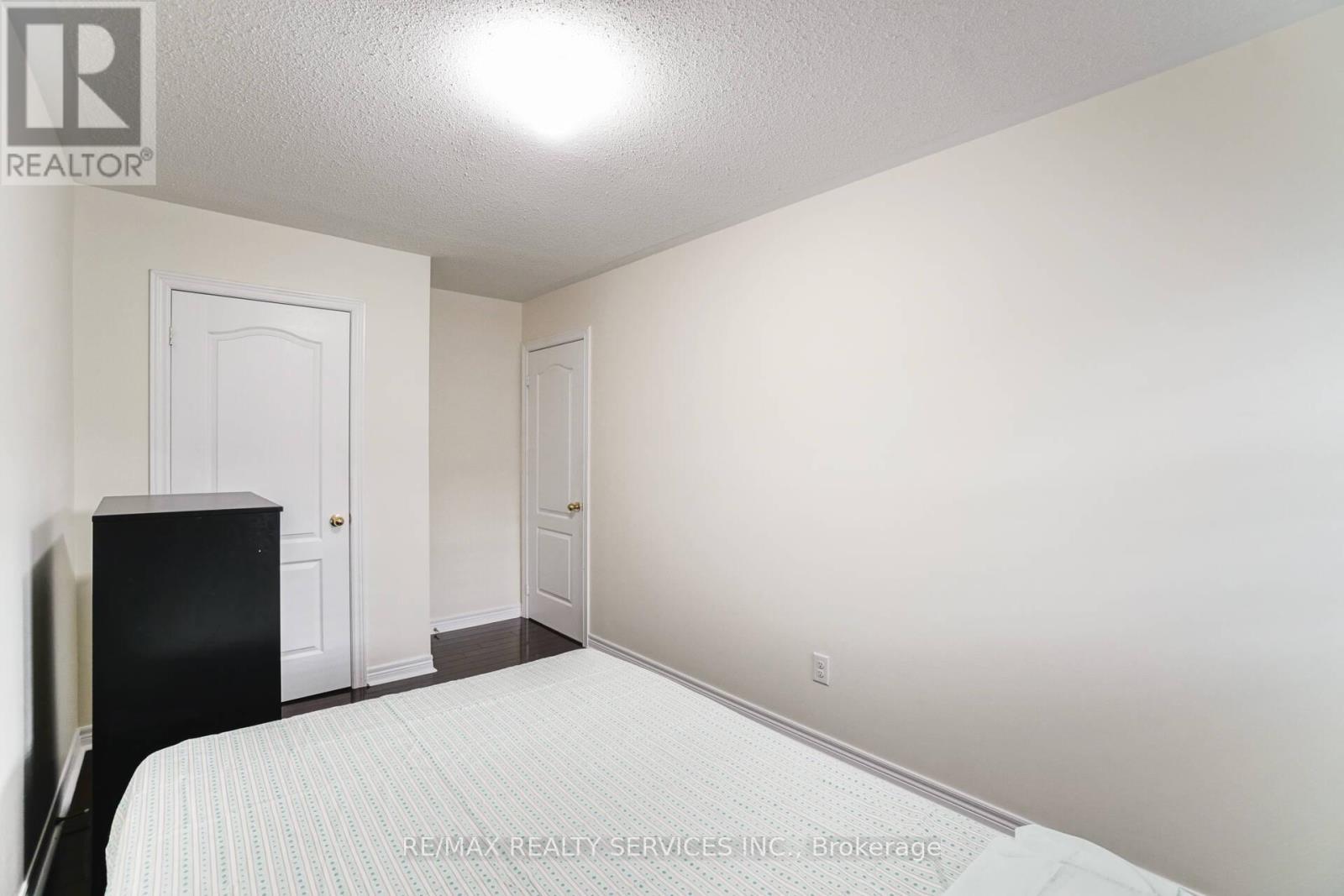 49 Sea Drifter Crescent, Brampton, Ontario  L6P 4B1 - Photo 23 - W12734716