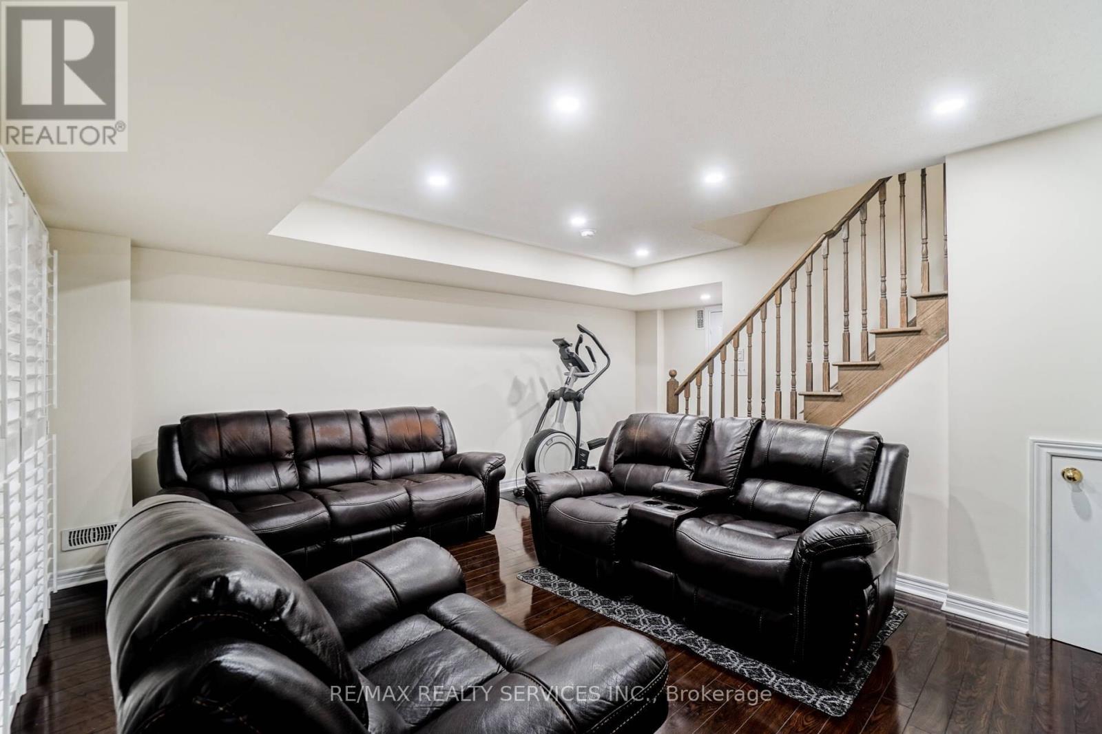 49 Sea Drifter Crescent, Brampton, Ontario  L6P 4B1 - Photo 29 - W12734716