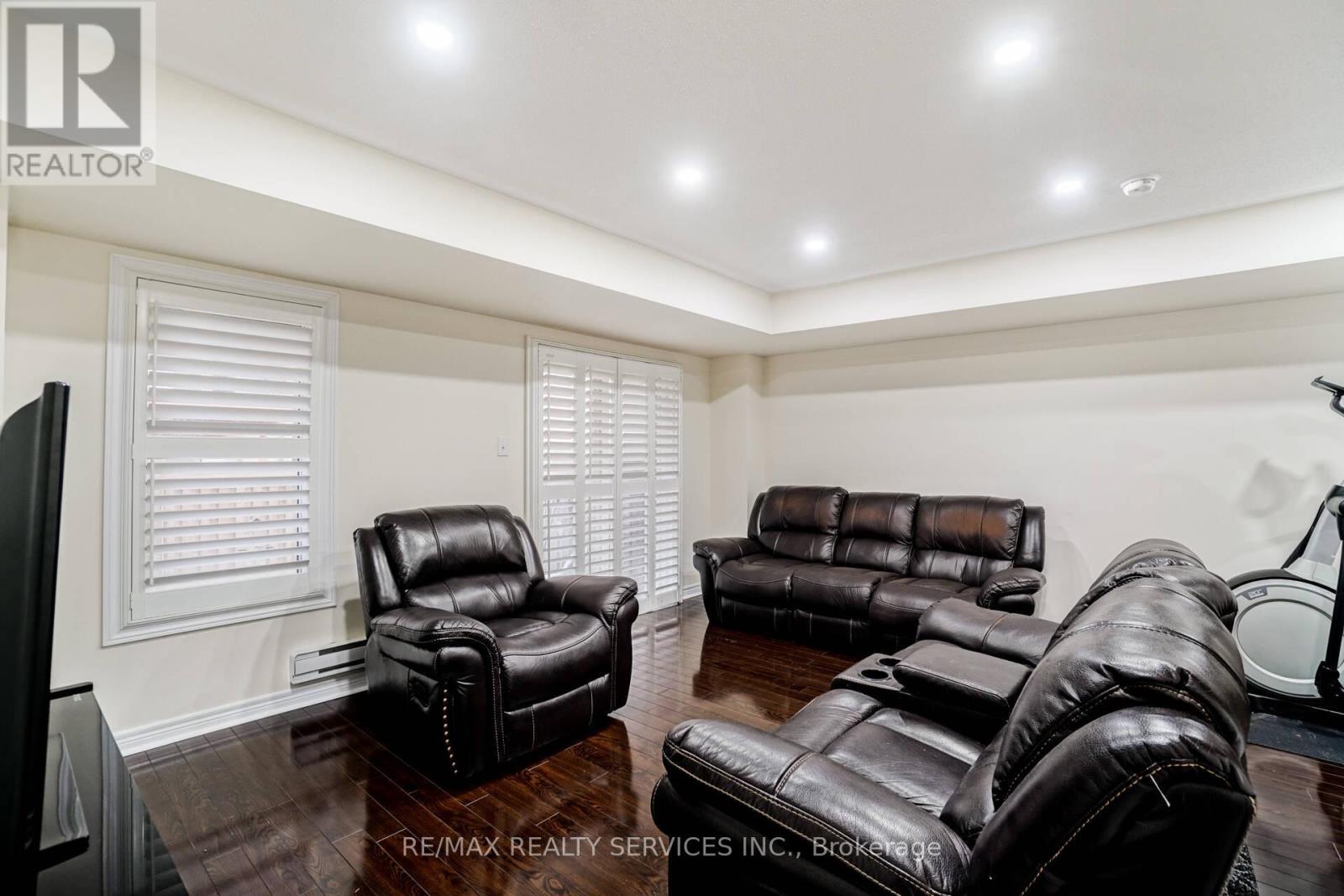 49 Sea Drifter Crescent, Brampton, Ontario  L6P 4B1 - Photo 31 - W12734716