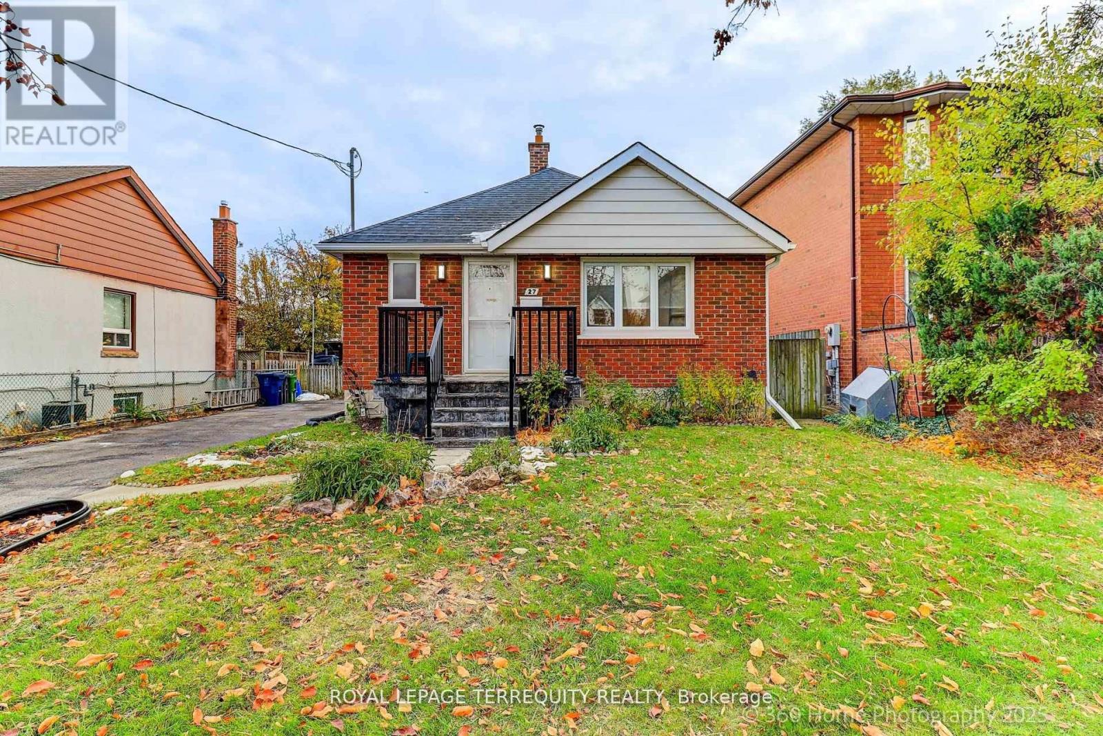 27 JOHN BEST AVENUE, Toronto, Ontario