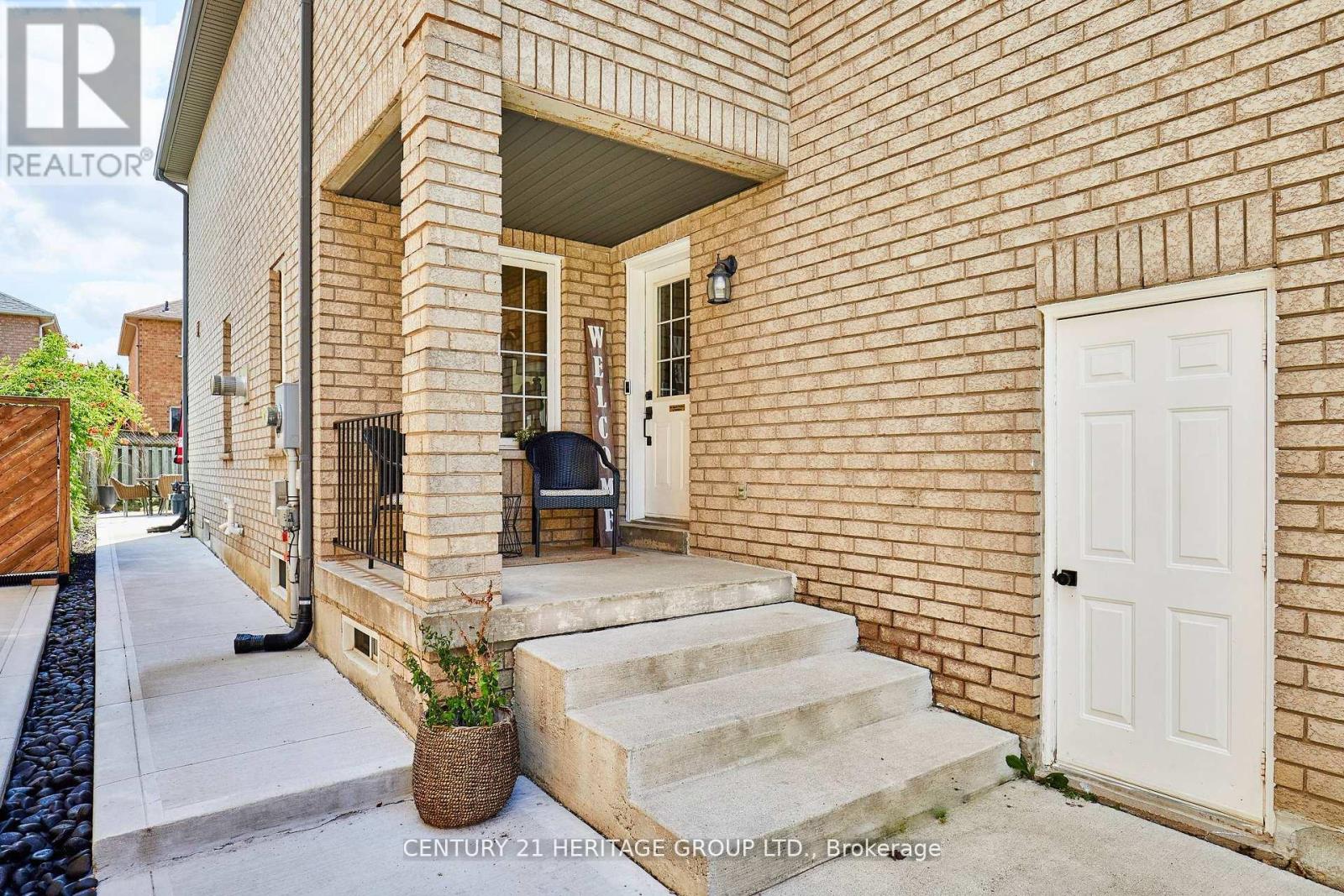 13 Carriage House Road, Caledon, Ontario  L7E 2H8 - Photo 3 - W12734742