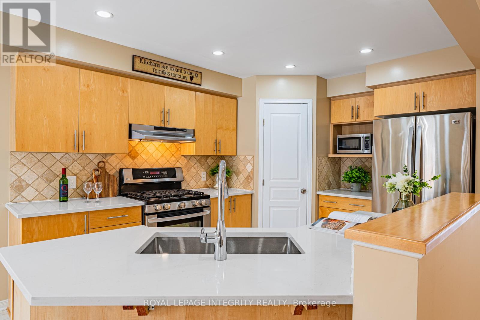 361 Celtic Ridge Crescent, Ottawa, Ontario  K2W 0B6 - Photo 17 - X12727672