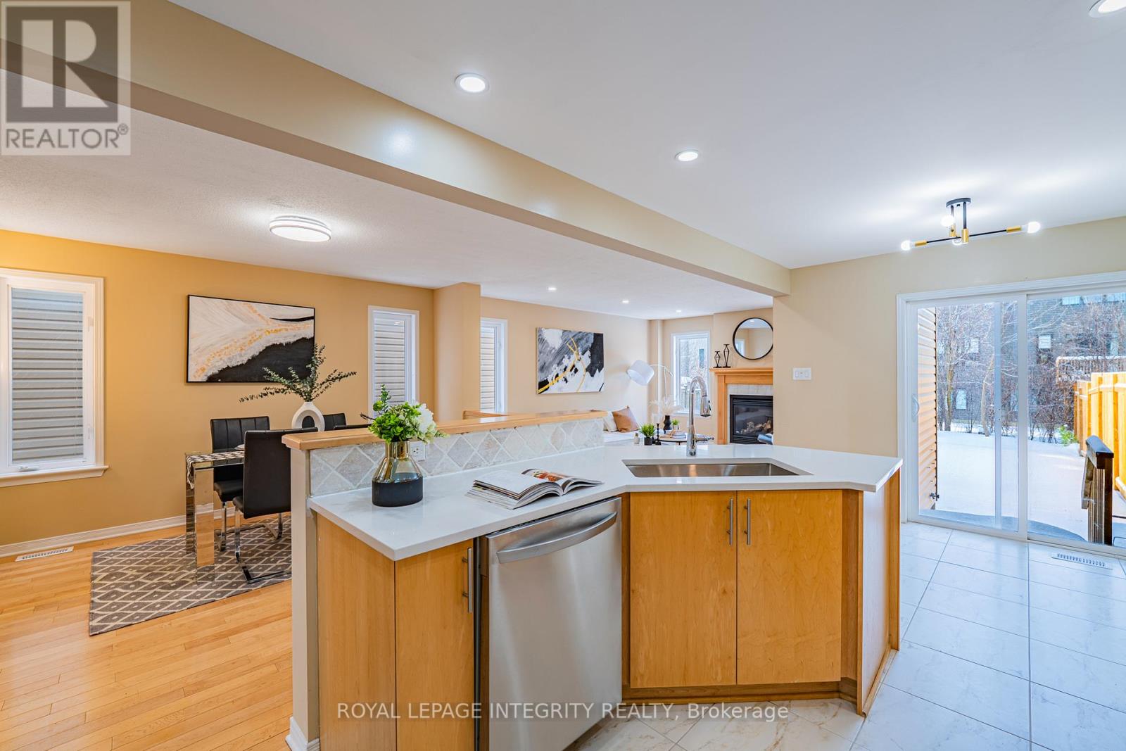 361 Celtic Ridge Crescent, Ottawa, Ontario  K2W 0B6 - Photo 16 - X12727672