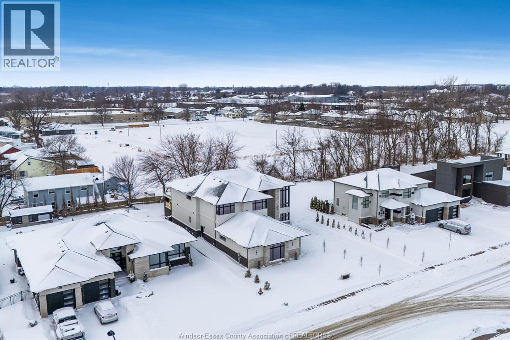 200 Grandview Avenue, Kingsville, Ontario N9Y 0C7 - Photo 45 - 26001756