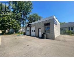 46 KITCHENER AVENUE, Brantford, Ontario