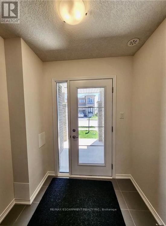 6 Baskett Street, Brantford, Ontario  N3T 5L5 - Photo 3 - X12734730