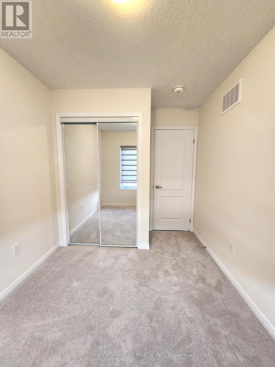 6 Baskett Street, Brantford, Ontario  N3T 5L5 - Photo 32 - X12734730