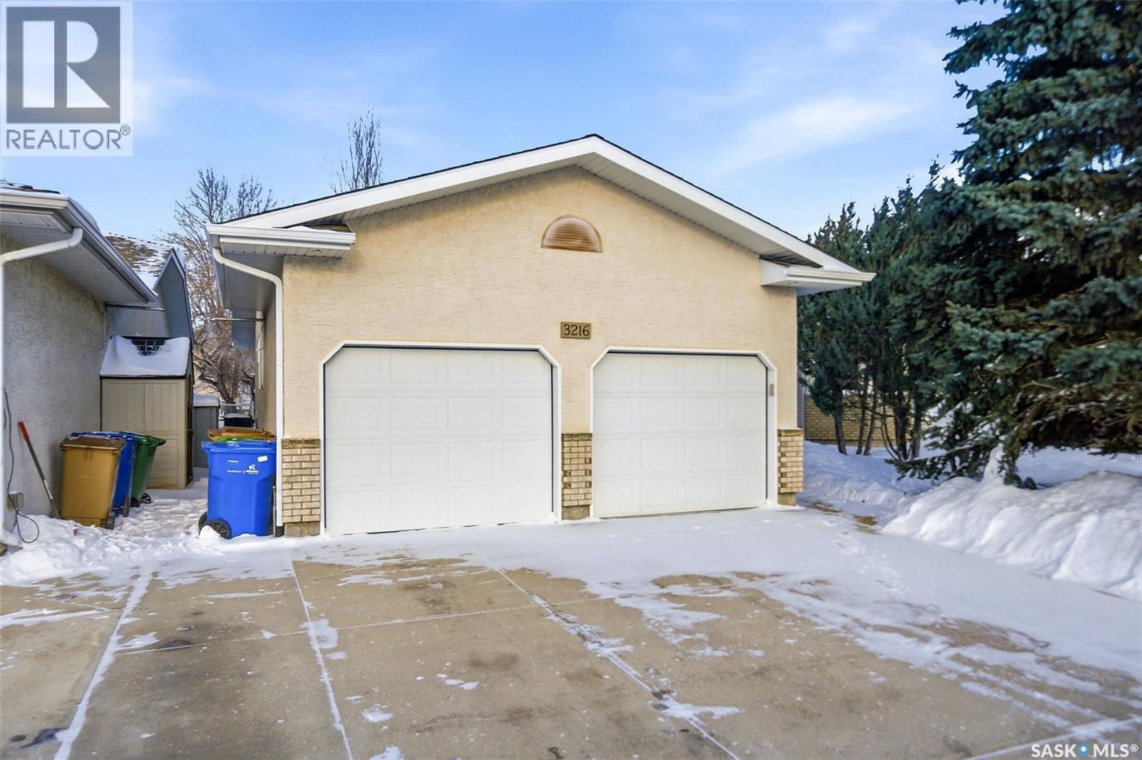 3216 Thames Crescent E, Regina, Saskatchewan  S4V 2X9 - Photo 2 - SK027498