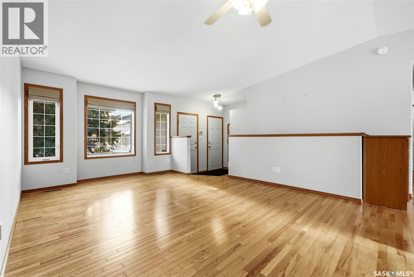 3216 Thames Crescent E, Regina, Saskatchewan  S4V 2X9 - Photo 7 - SK027498