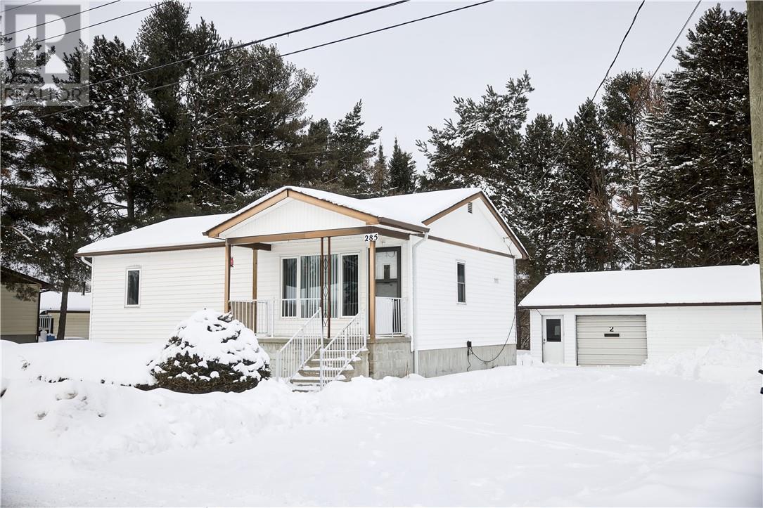 285 Omer, Chelmsford, Ontario  P0M 1L0 - Photo 1 - 2126162