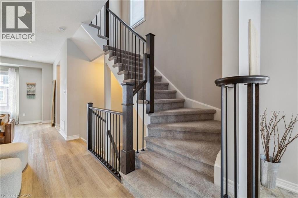 2220 Queensway Drive Unit# 15, Burlington, Ontario  L7R 0E7 - Photo 32 - 40799680