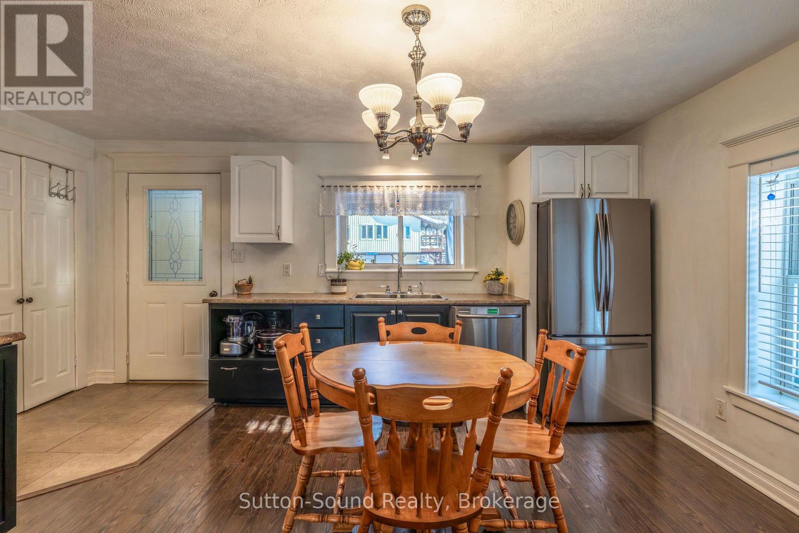 601 Dawson Street, South Bruce Peninsula, Ontario  N0H 2T0 - Photo 8 - X12734864