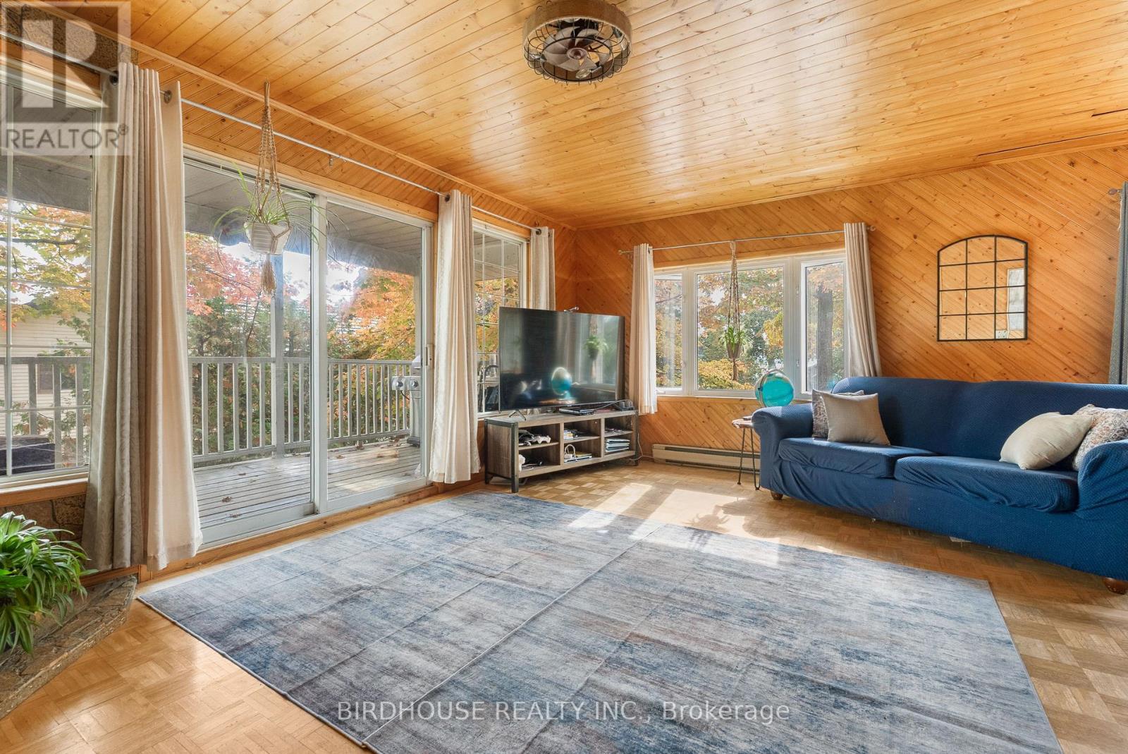 23 Pleasure Street, Kawartha Lakes, Ontario  K0M 1G0 - Photo 12 - X12734824