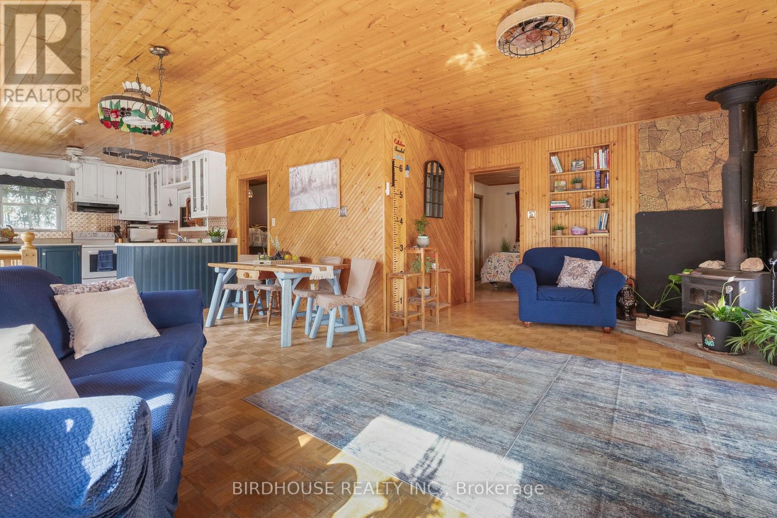 23 Pleasure Street, Kawartha Lakes, Ontario  K0M 1G0 - Photo 13 - X12734824