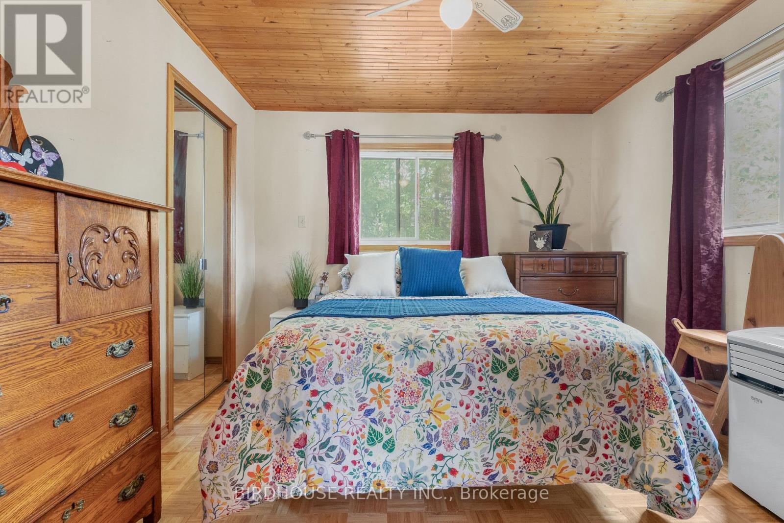 23 Pleasure Street, Kawartha Lakes, Ontario  K0M 1G0 - Photo 14 - X12734824