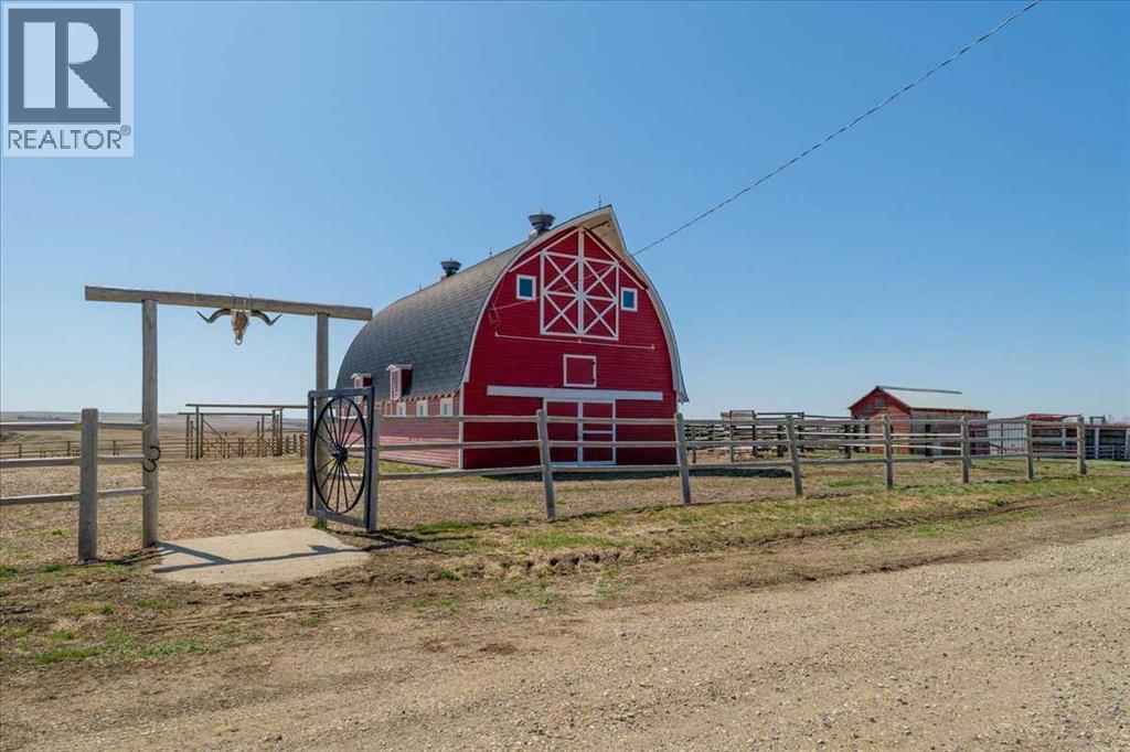 204050 Rr 245, Rural Vulcan County, Alberta  T0L 1P0 - Photo 4 - A2215307